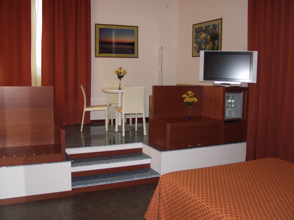 Hotel Mareschi Palace Novara Dış mekan fotoğraf