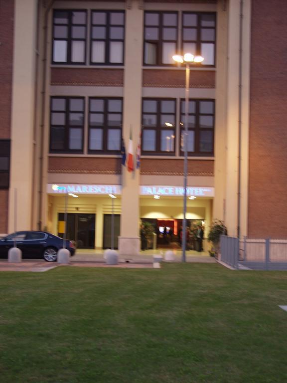 Hotel Mareschi Palace Novara Dış mekan fotoğraf